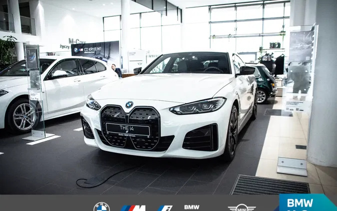 samochody osobowe BMW i4 cena 229900 przebieg: 5000, rok produkcji 2023 z Darłowo